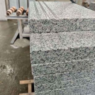 信阳芝麻白楼梯踏步