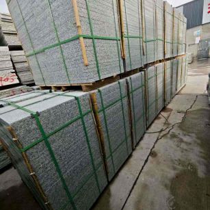 信阳芝麻白地铺版 石材地铺石