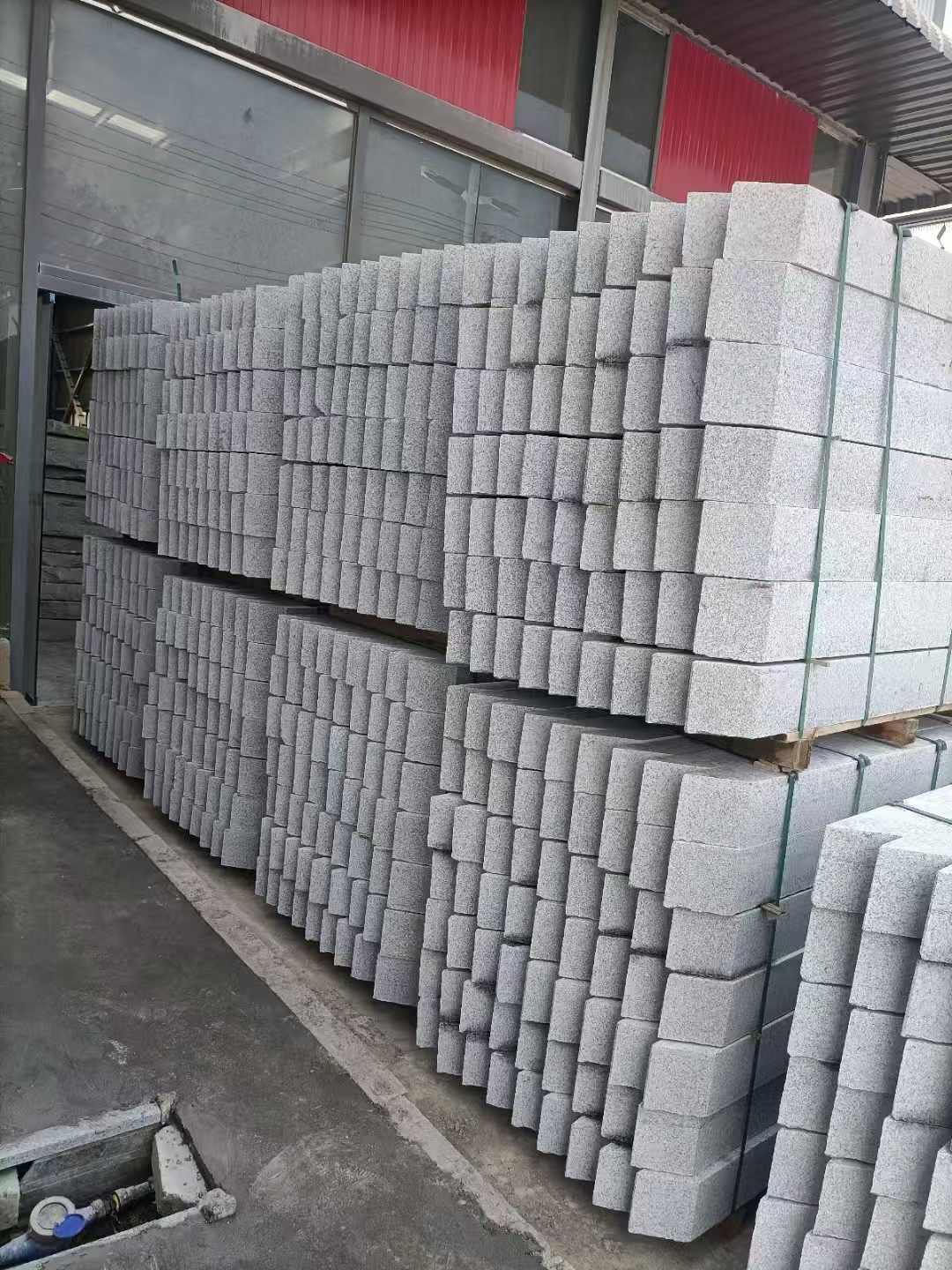 信阳芝麻白树围石 树池